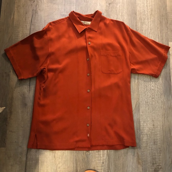 Tommy Bahama Other - TOMMY BAHAMA Collared Shirt